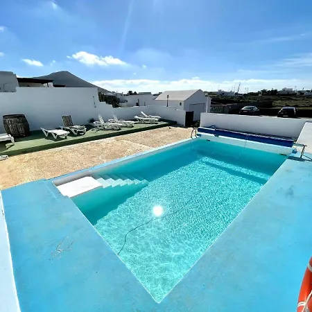 Casa Rural Con Piscina Y Estupenda Vista A Volcan, Lanzarote 컨트리하우스 Tahiche