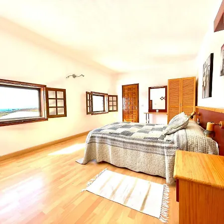 Casa Rural Con Piscina Y Estupenda Vista A Volcan, Lanzarote 컨트리하우스 Tahiche