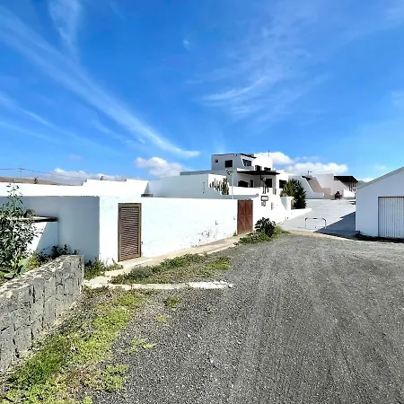 컨트리하우스 Casa Rural Con Piscina Y Estupenda Vista A Volcan, Lanzarote Tahiche
